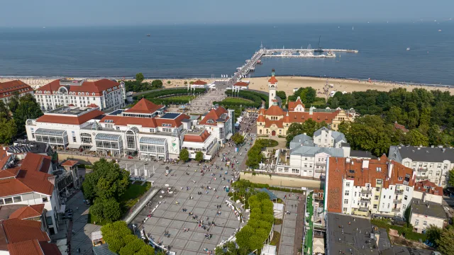 HQ_sopot-DJI_20230806155425_0026_D-Enhanced-NR-155425_24 mm
