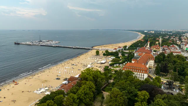 HQ_sopot-DJI_20230806162755_0069_D-Enhanced-NR-162755_24 mm